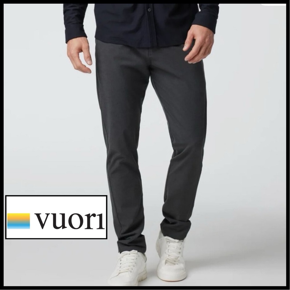 vuori aim pant in charcoal size 32. Brand New.